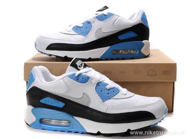 Air Max 90 blanc noir et des chaussures bleues (1)